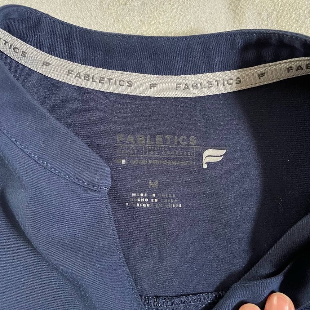 ❌SOLD❌Fabletics Scrubs - Picture 2 of 7